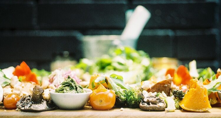 Global Food Waste Crisis: How Innovative Tech Is Fighting Back Global Food Waste Crisis