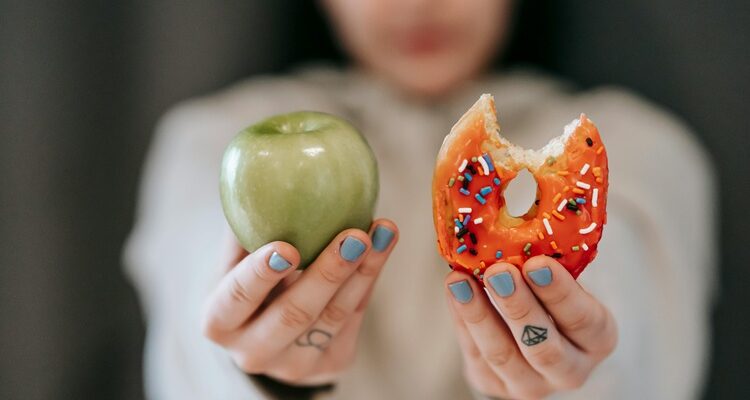 Sweet Tooth Solutions: How to Enjoy Desserts Without Damaging Your Health Sweet Tooth Solutions