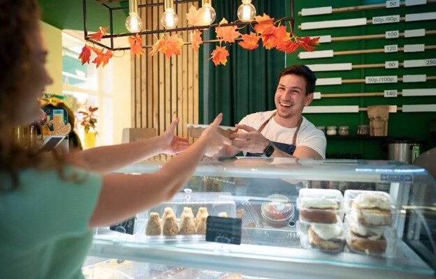 6 Advantages of Buying a Food Franchise Over Other Options Buying a Food Franchise
